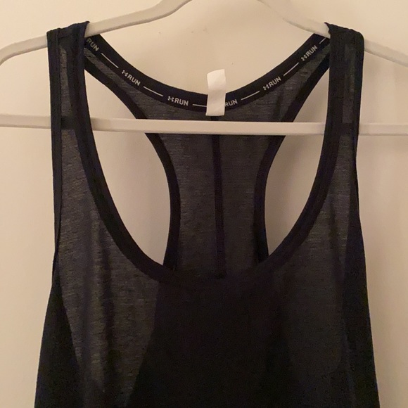 Under Armour tank, size L - Picture 3 of 3